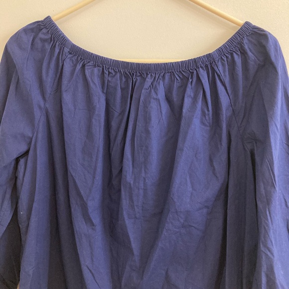 Gap Off Shoulder Top Size S Navy Blue Back Buttons Cotton NWT - Picture 3 of 6